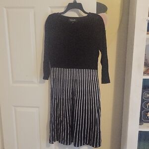 Black Label SzM Black  White Striped Skirt Scoop Neck Lux Lg Sleeve Party Dress
